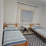بيت للعطل Kuca Za Odmor Raj *
