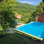 بيت للعطل Kuca Za Odmor Raj