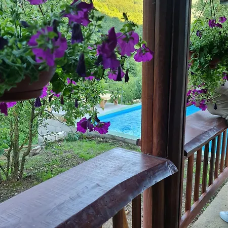 Kuca Za Odmor Raj Holiday home *