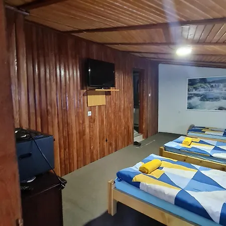 Kuca Za Odmor Raj